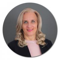 Csönge Réka Kovács 