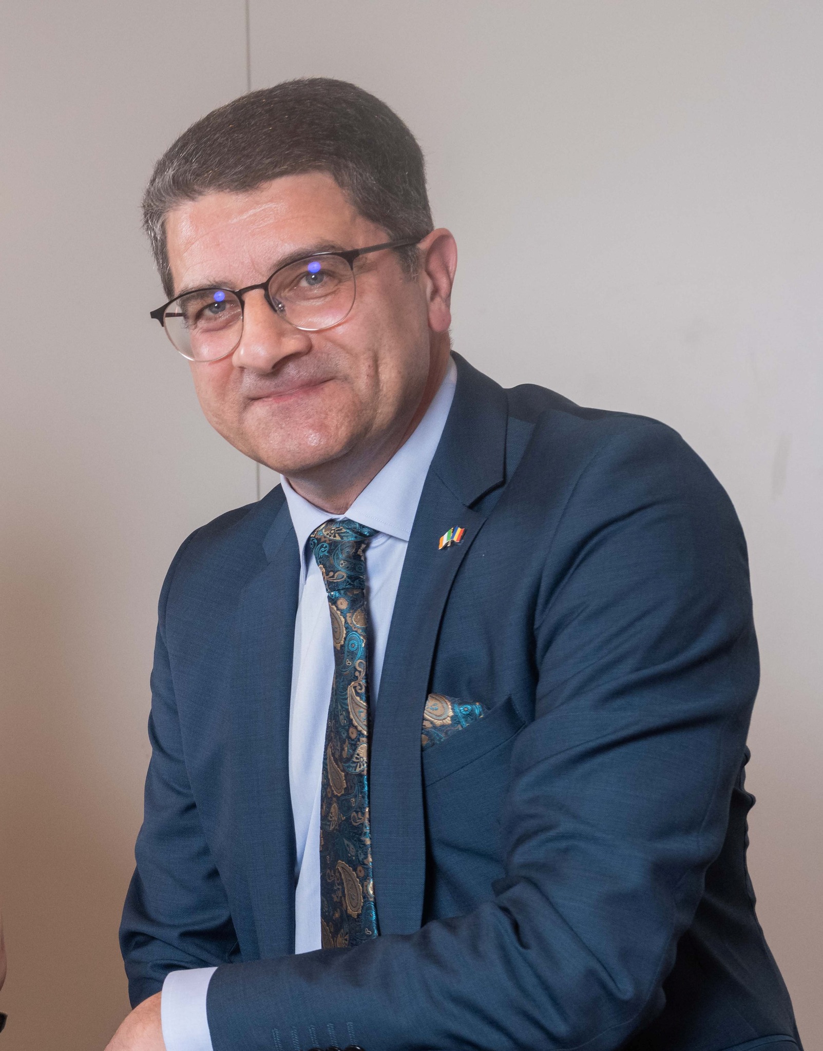 Dr. Laurentiu-Mihai Stefan