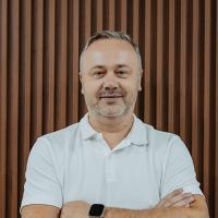 Adrian Prisacariu